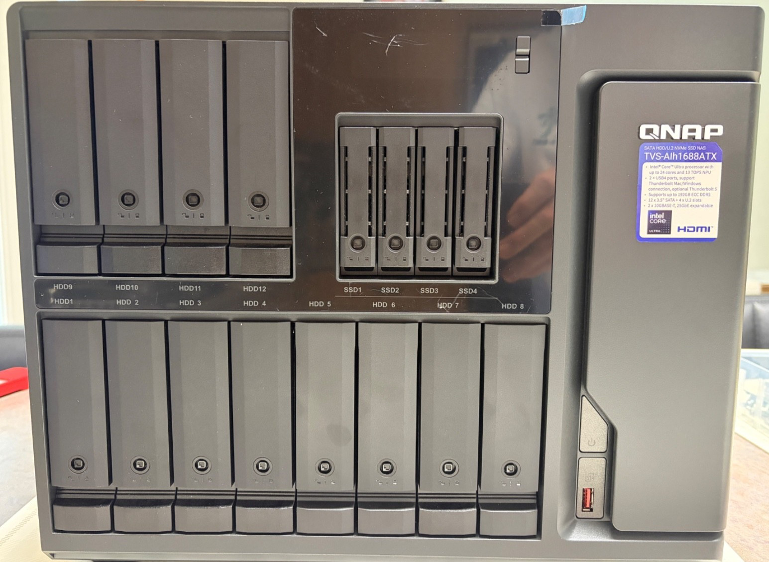 Qnap 16 Bay TVS-AIH1688ATX-U7-32G-US Intel Core U7 265 20C/8P+12E