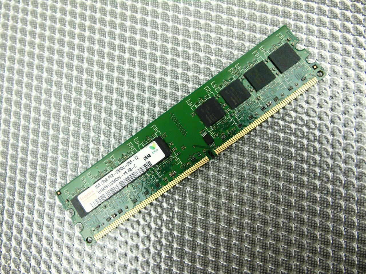 Hynix 1GB 2Rx8 PC2-5300U DDR2  PC Memory - Hynix HYMP5512U64CP8-Y5