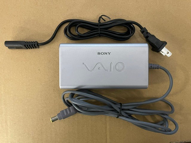 Genuine Sony VAIO PCGA-AC16V3 16V 3.75A OEM Laptop Power Adapter Charger