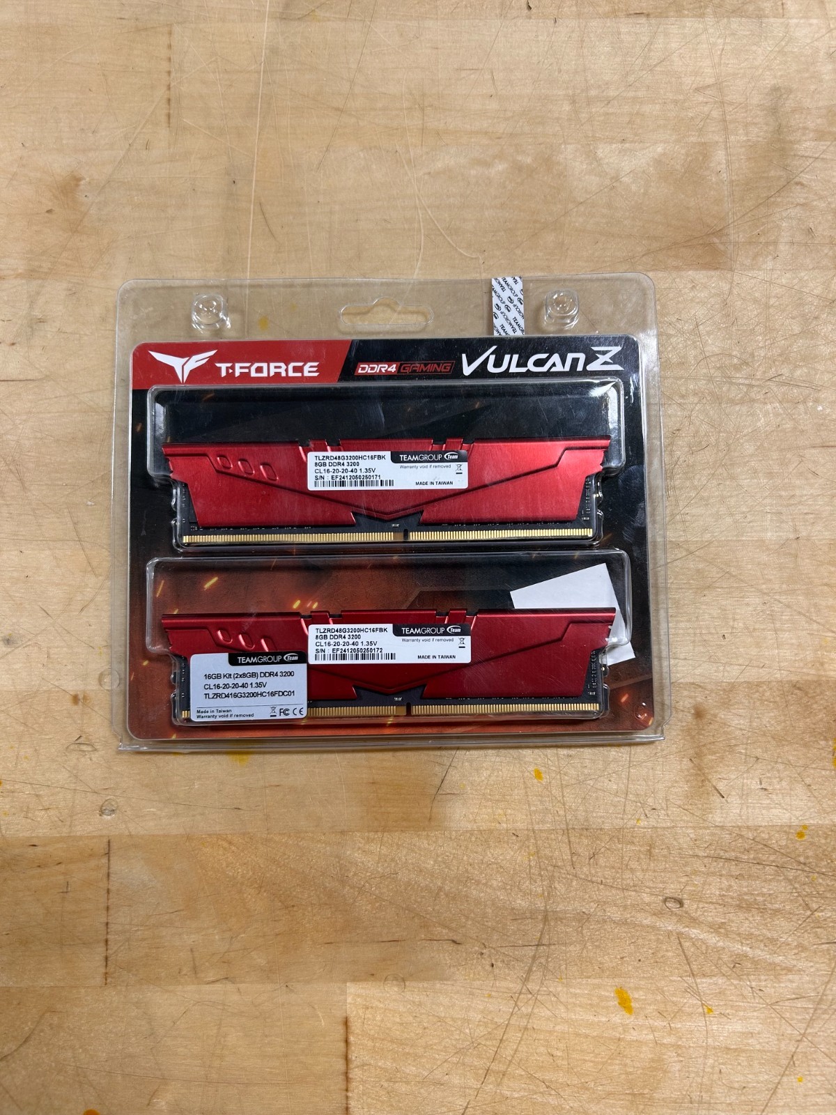 TeamGroup T-Force Vulcan Z 16GB (2x8GB) RAM DDR4 3200MHz TLZRD48G3200HC16FBK