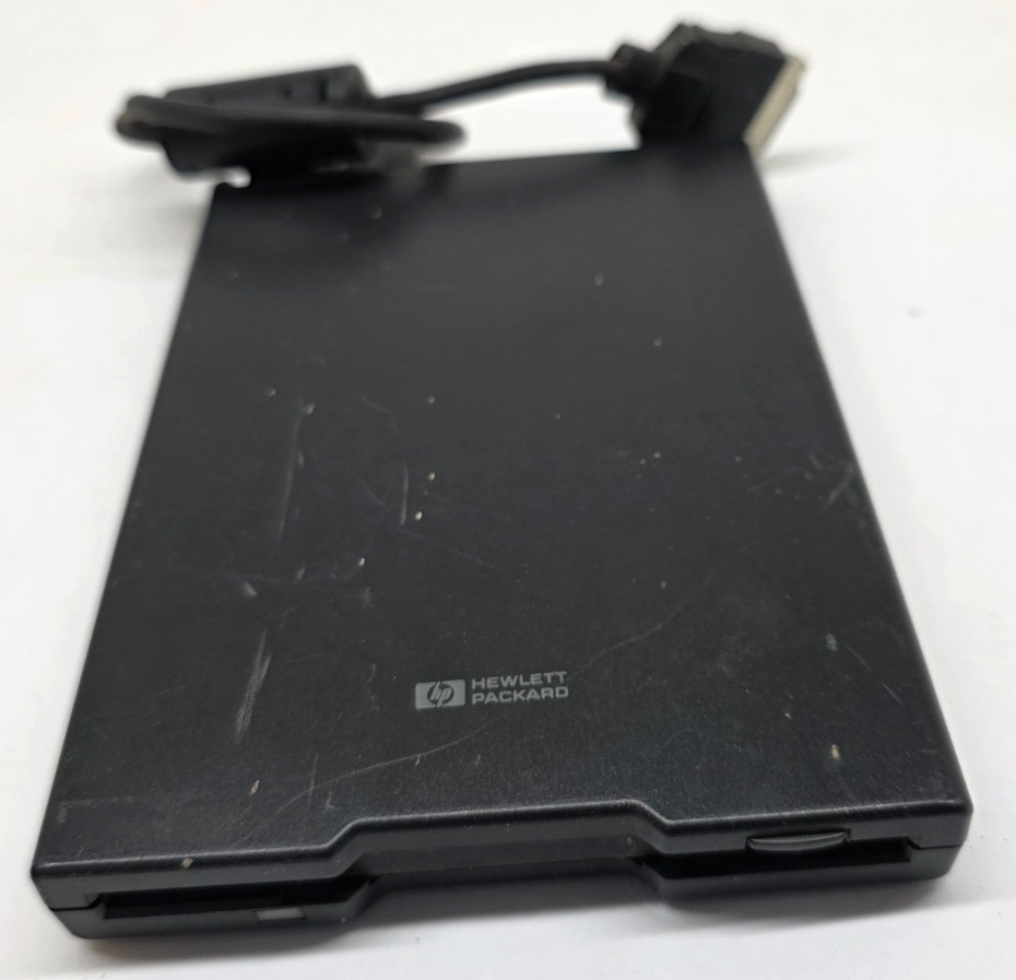 HP Hewlett Packard External 3.5 Floppy Disk Drive F1059C Serial Cable (Untested)