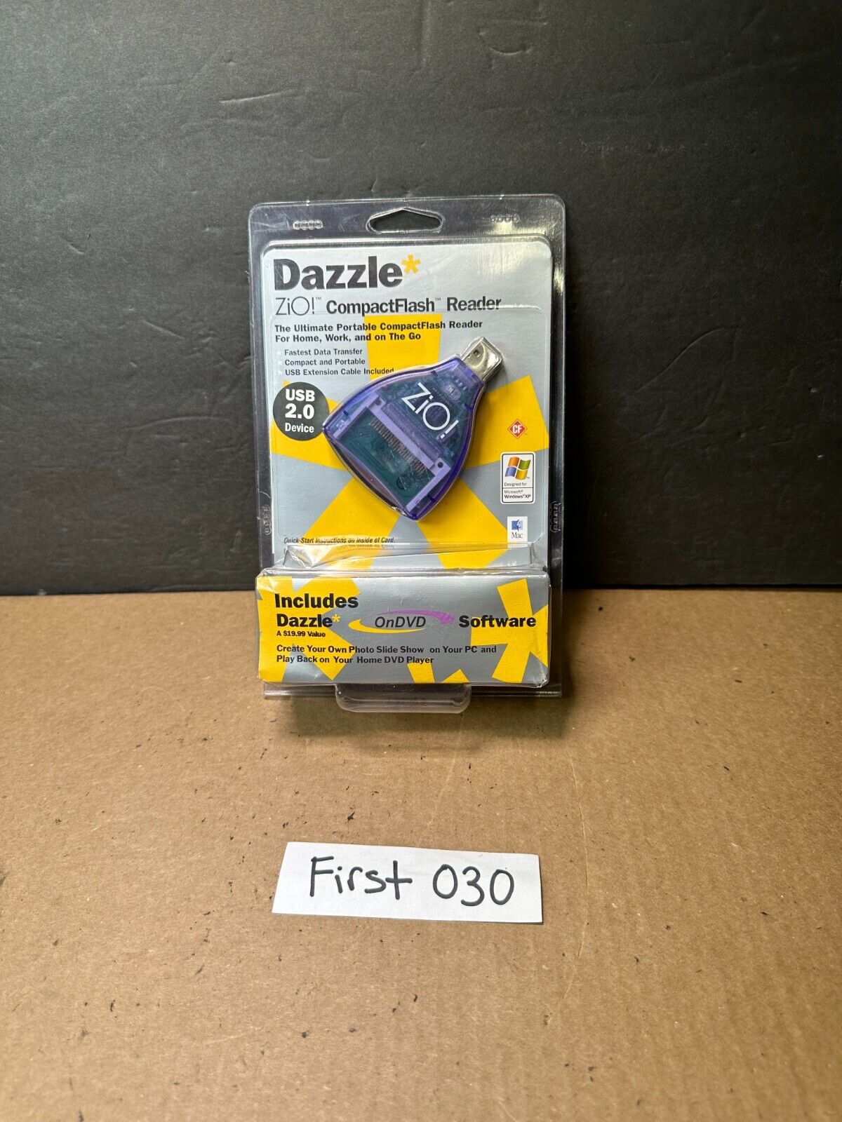 Dazzle Zio Memory Stick Reader Writer Compact Flash (DM-8500)