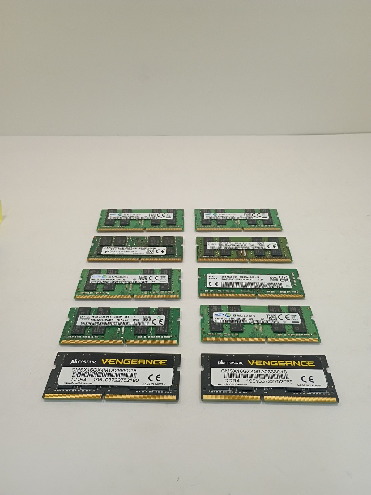Lot of 10 major  Mixed brand 16GB DDR4 PC4 LAPTOP RAM