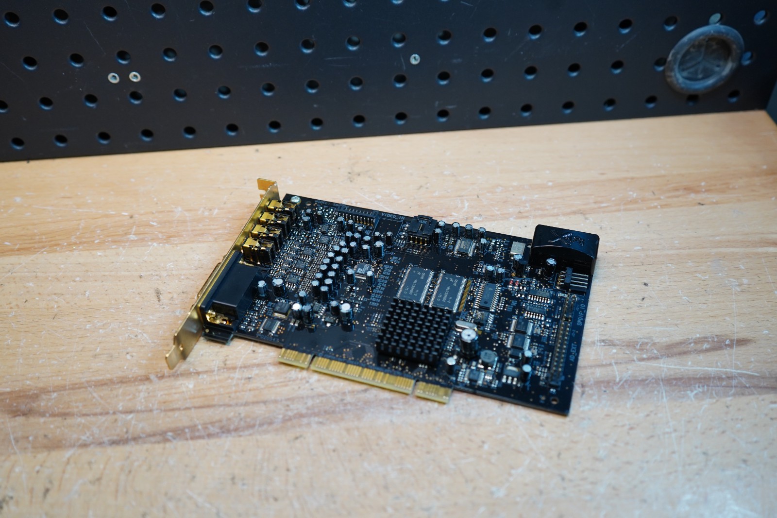 (Z) Creative Sound Blaster X-Fi XtremeMusic SB0460 PCI 7.1 Sound Card