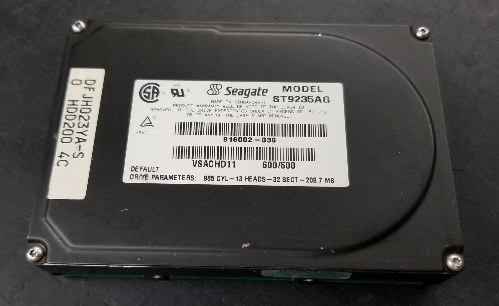 Vintage Seagate ST9235AG 2.5" laptop HDD IDE 209mb - PARTS OR REPAIR - NEEDS FIX