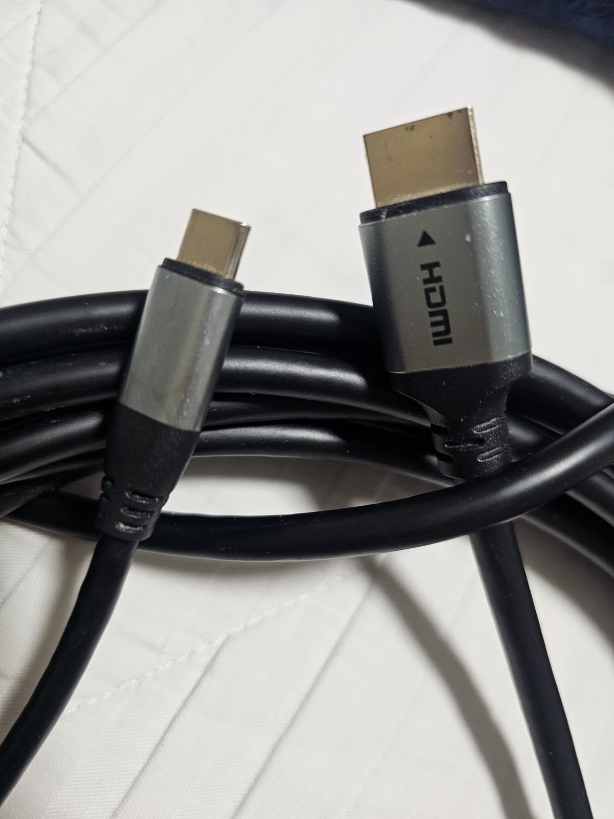 Cable adaptador HDMI a USB C de 25 pies