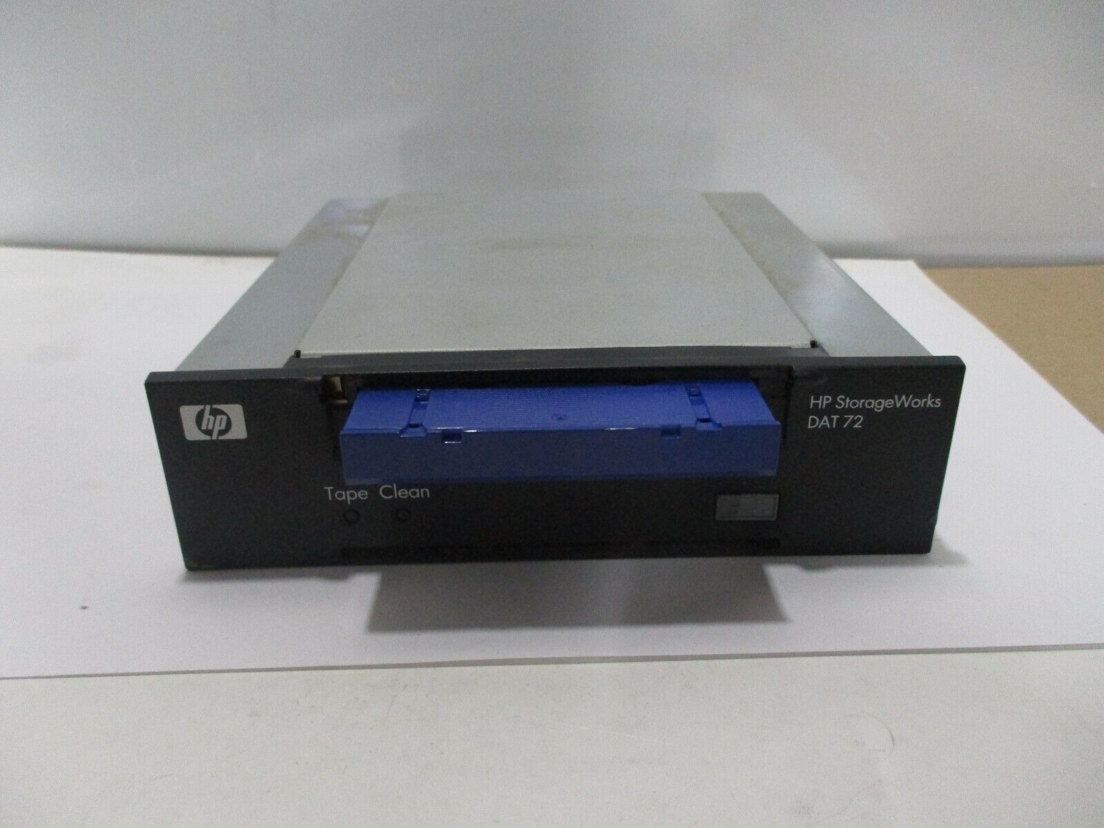 HP Q1522B StorageWorks DAT 72 Internal Tape Drive DW009-60005 w/ HP DAT 72 C8010