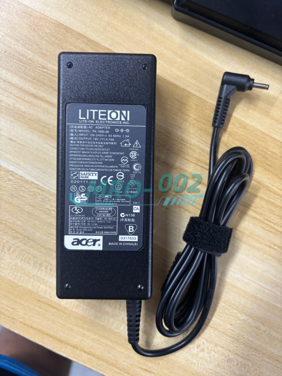 Genuine OEM LITEON/Acer Swift X sfx14-41g-r1s6 19V 4.74A 3.0mm*1.1mm 90W Charger