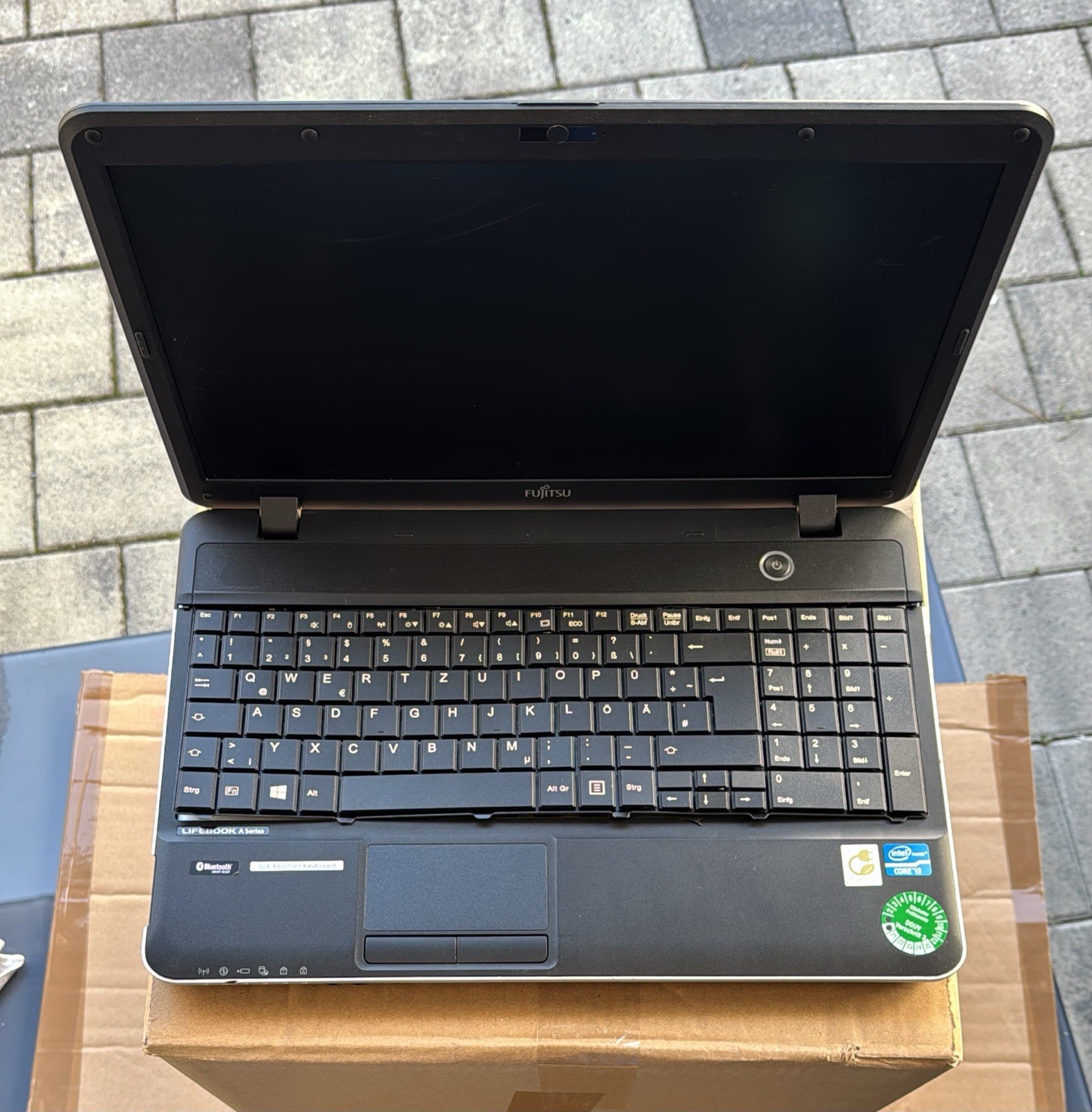 Fujitsu Lifebook A512 Dispenser Screen Display Battery Keyboard Case OK