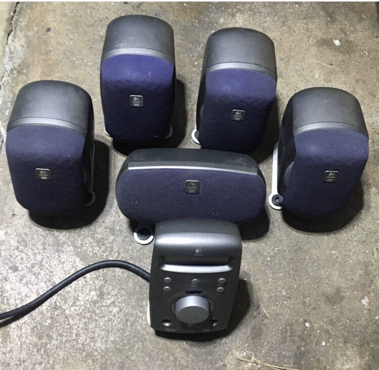 Logitech Z-680 Stereo Computer Surround Sound Speakers & Control Pod