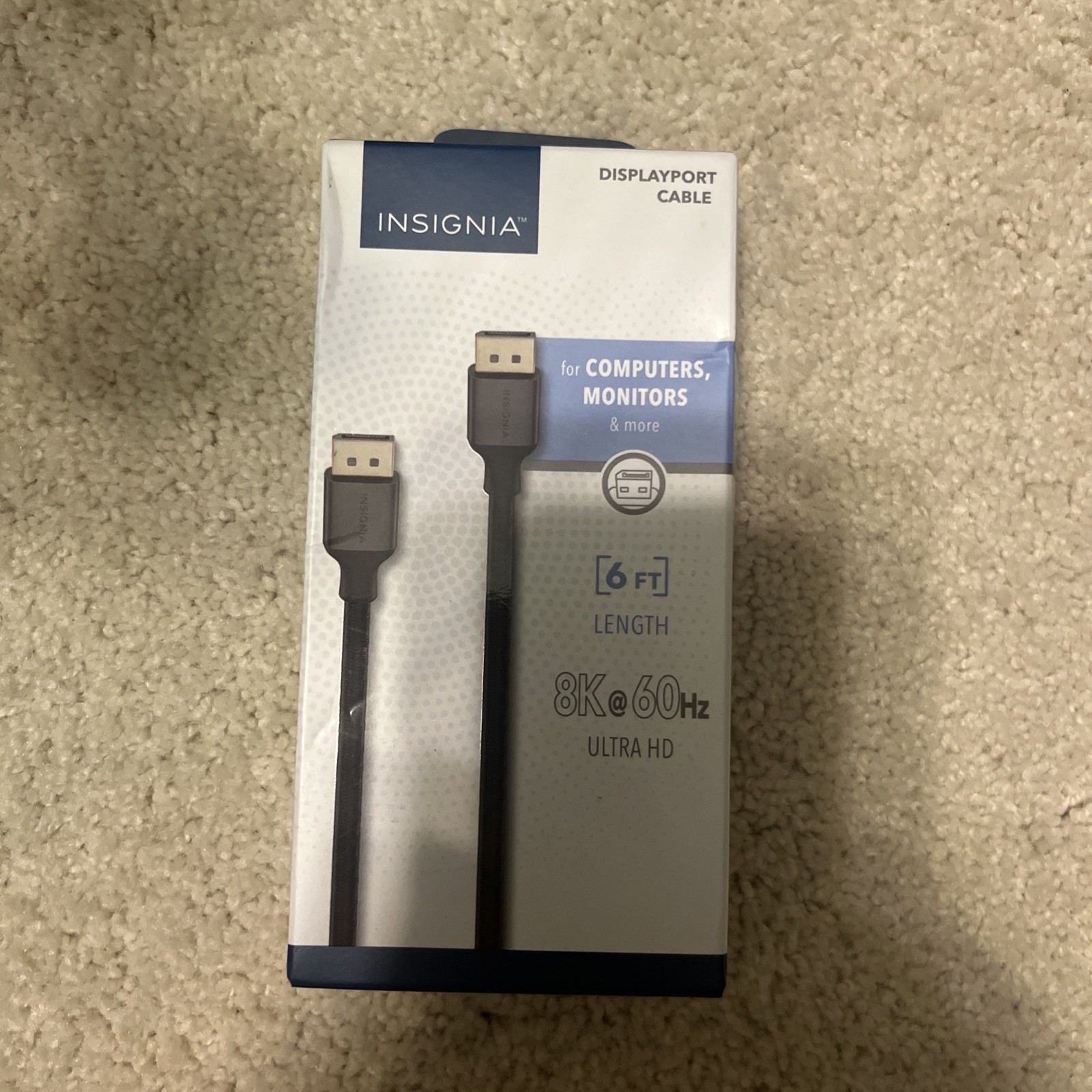 Insignia- 6' DisplayPort Cable - Black