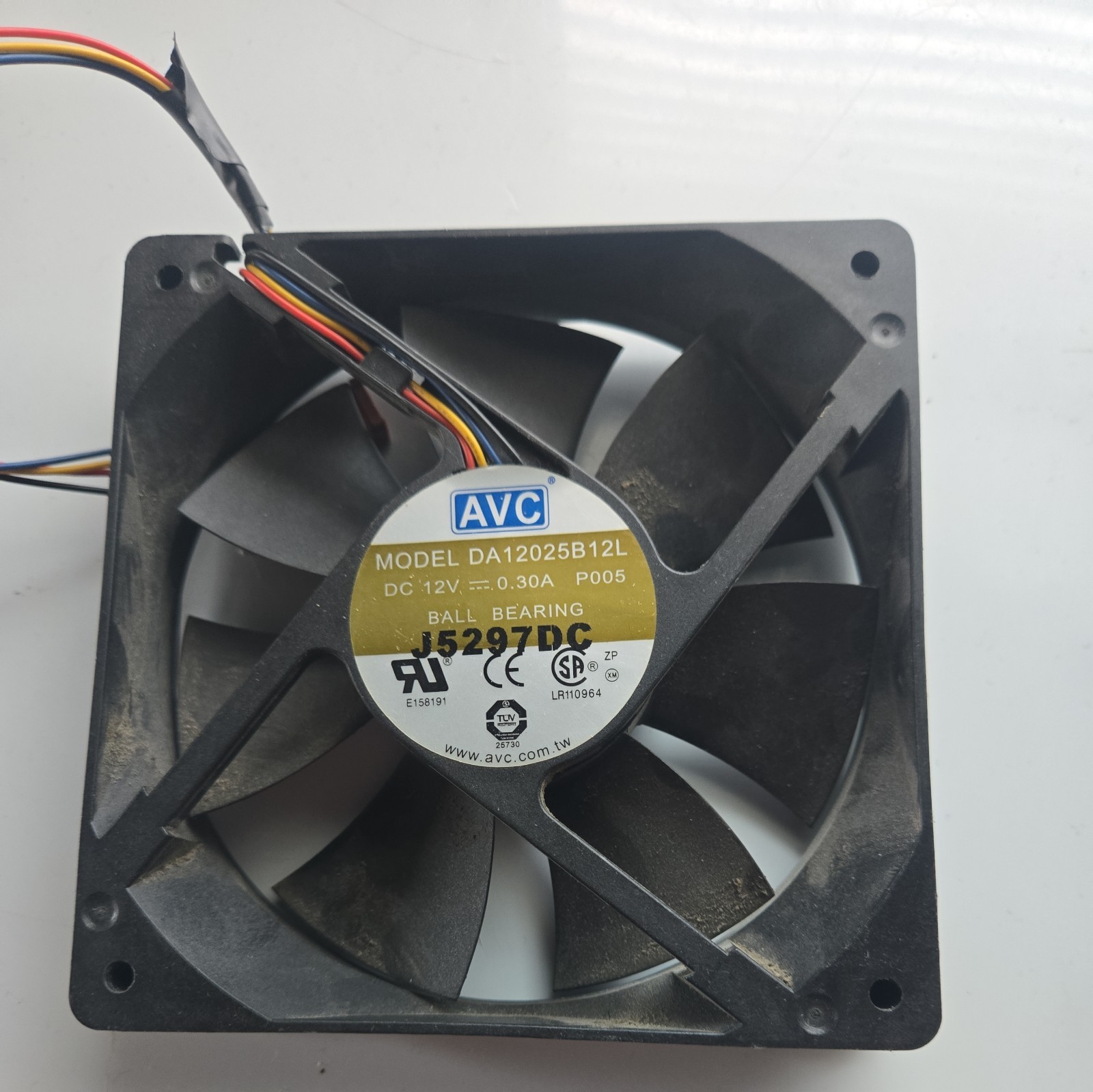 AVC DA12025B12L 12 VDC BALL BEARING FAN