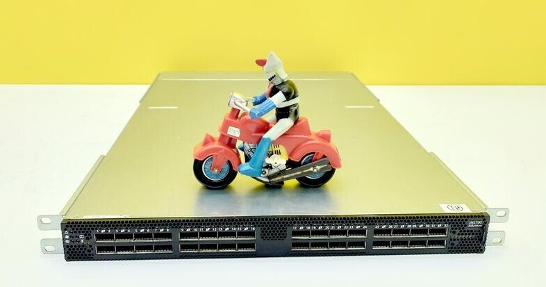 Mellanox SN2700 MSN2700-CS2F 32-Port 100GbE Ethernet Switch
