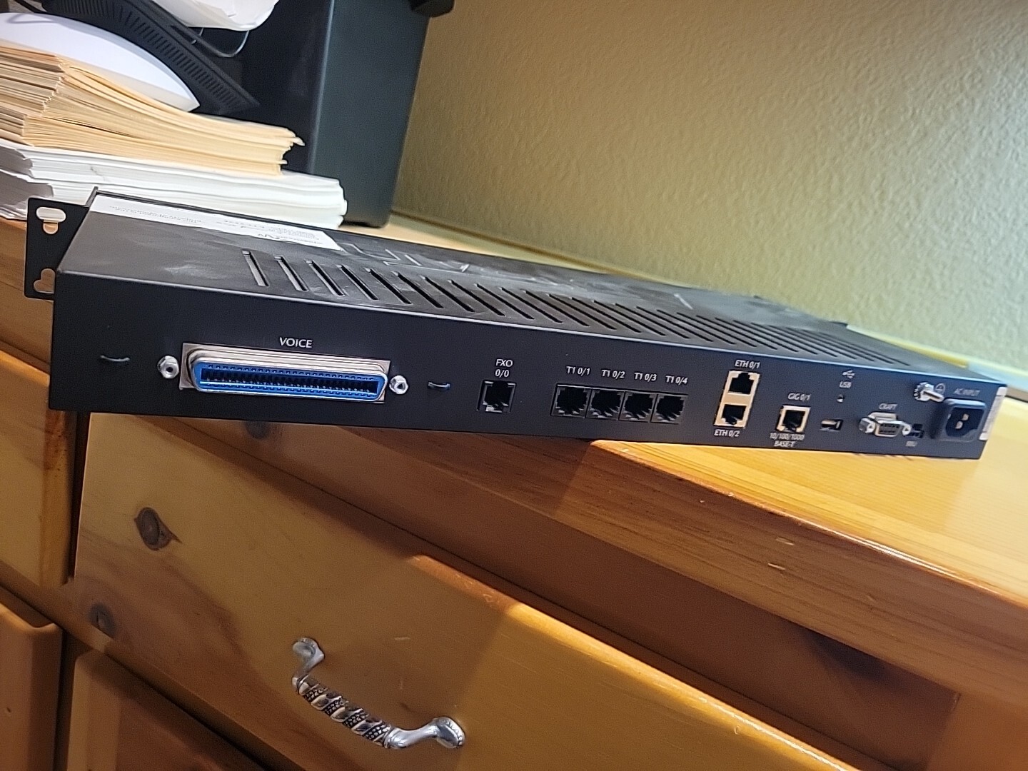 Adtran Total Acess  908e 3rd Generation Quad T1 
