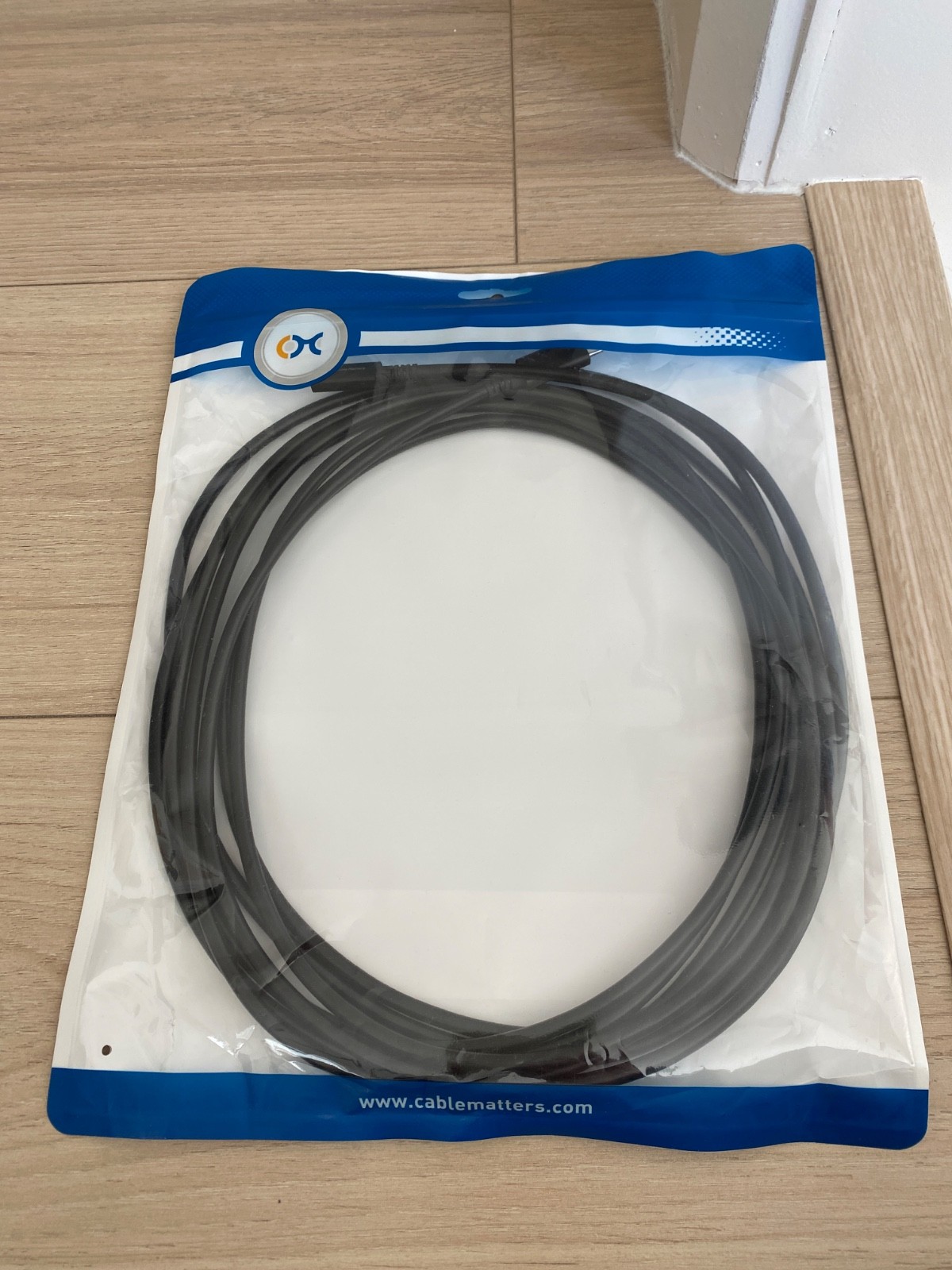 Cable Matters 20Gbps Active USB4 Cable, 16.4ft (5m), 201315-BLK-5m, Type-C