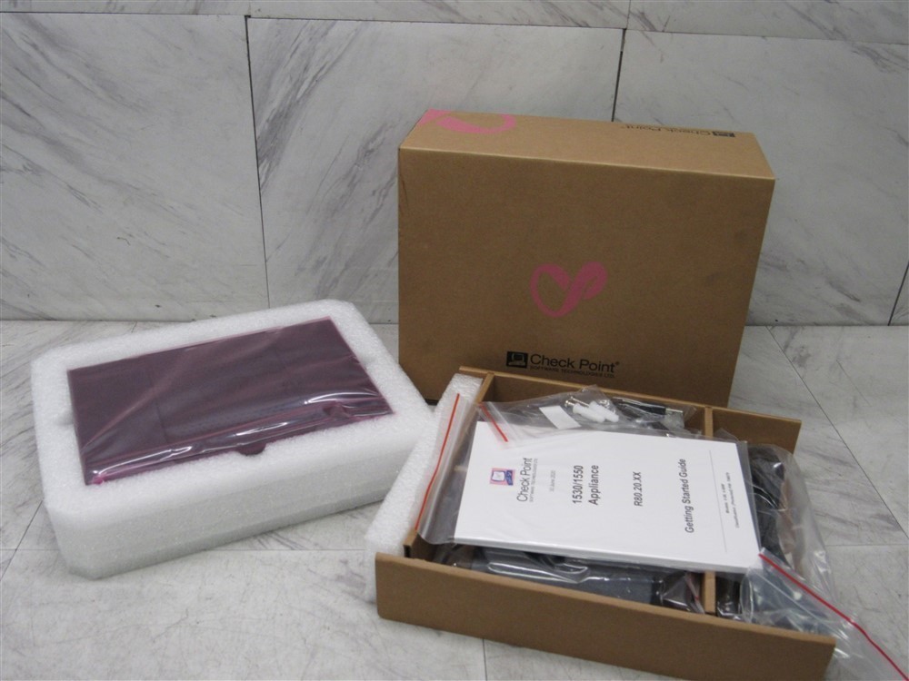 New in Box Check Point V-80 Wired Appliance 
