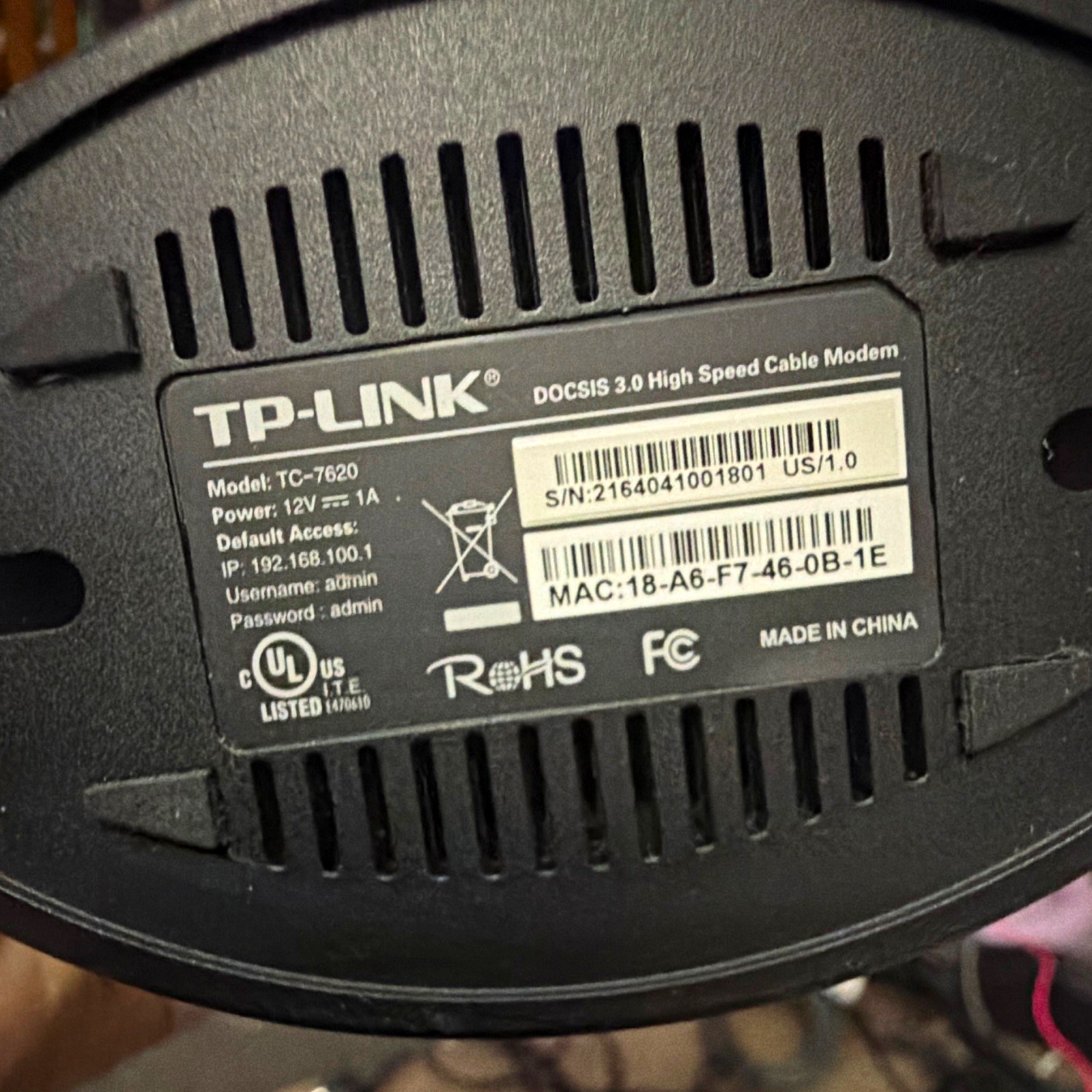 TP-LINK TC-7620 DOCSIS 3.0 Cable Modem 680 Mbps 1-Port Ethernet Black