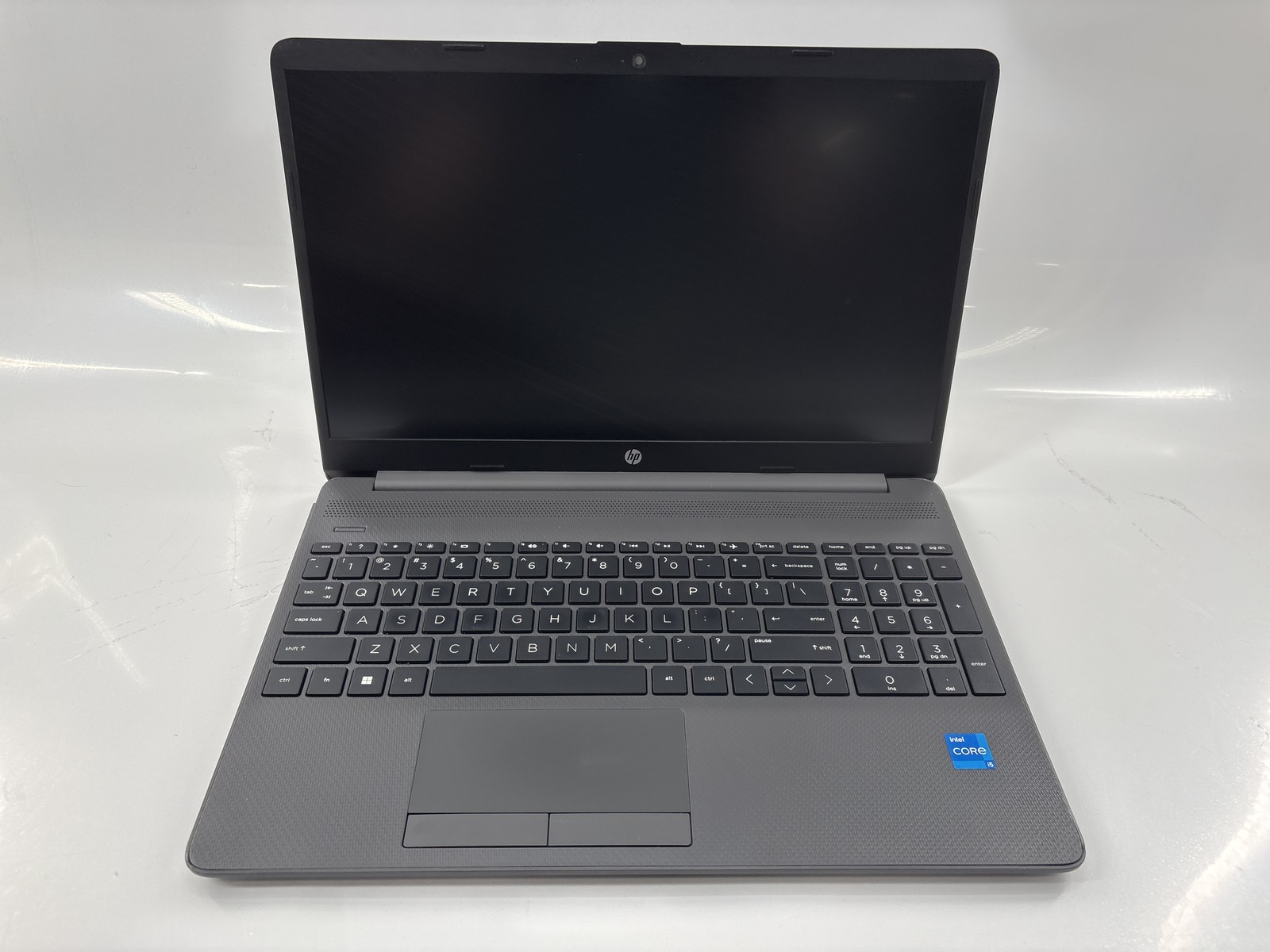 HP Notebook 250 G8 15" Core i5 | 16GB 256GB-SSD | Read Description*
