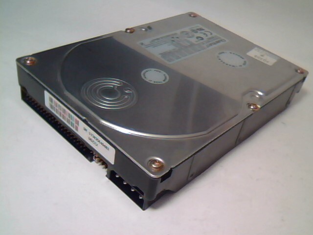 Hard Disk Drive IDE 40-pin Quantum Fireball EX 3.2AT EX32A013 Rev 01-C AEXA 0D50