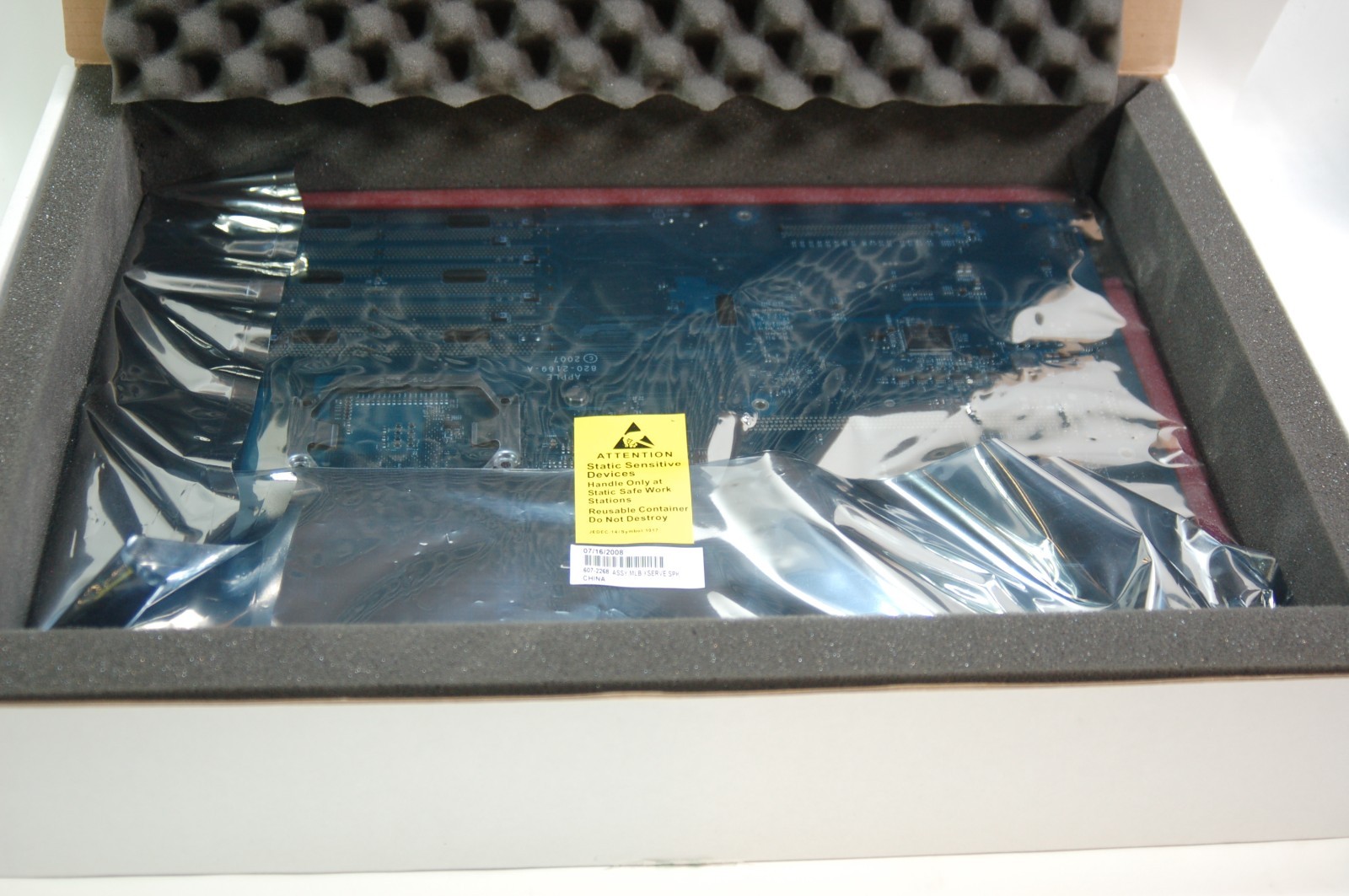 NEW NOS Main Logic Board for Intel Based Xserve Early 2008 607-2268 820-2169-A