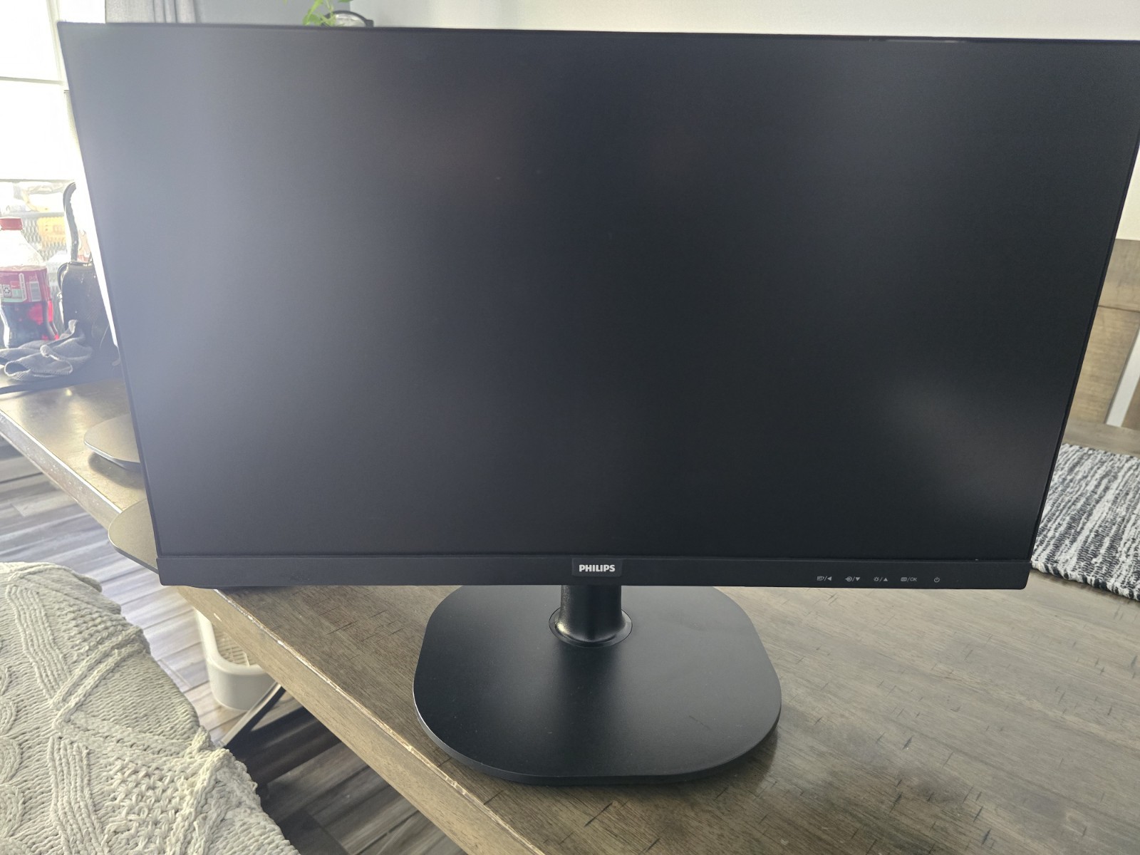Philips 221V8LB 22 inch Class Thin Full HD (1920 x 1080) Monitor, 100Hz
