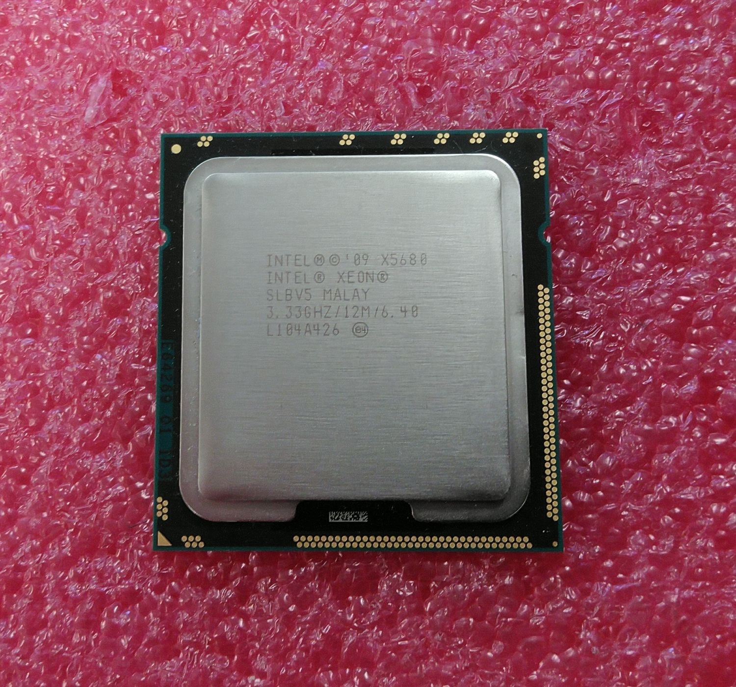 Intel Xeon X5680,  3.3GHz,  6.4GT/s,  12MB,  6-core,  1333MHz,  SLBV5