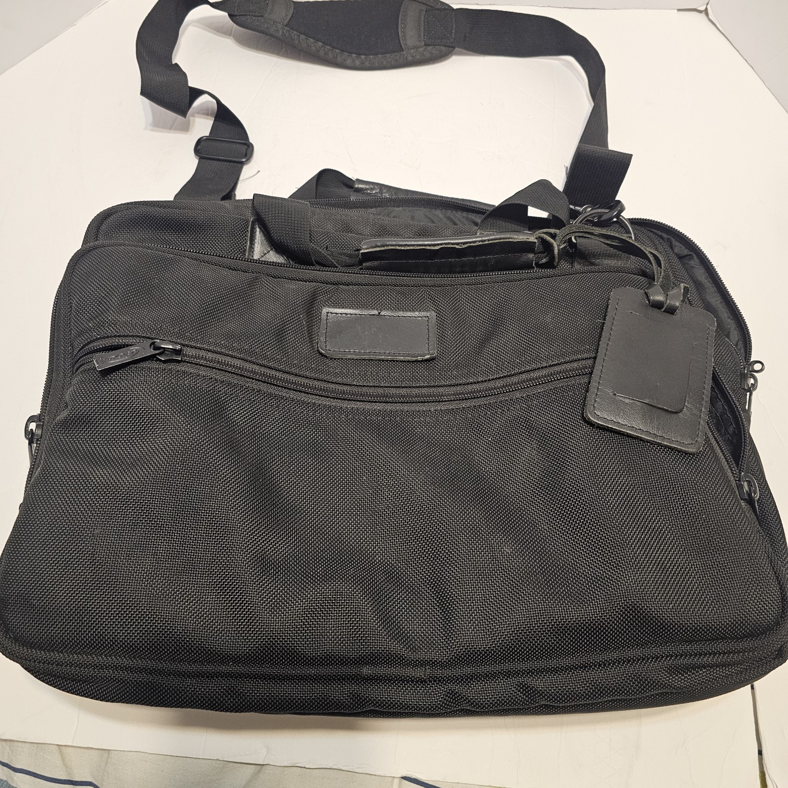 CODI Laptop Computer Bag Business Briefcase  Messenger “16” Black Bag 14 Pockets
