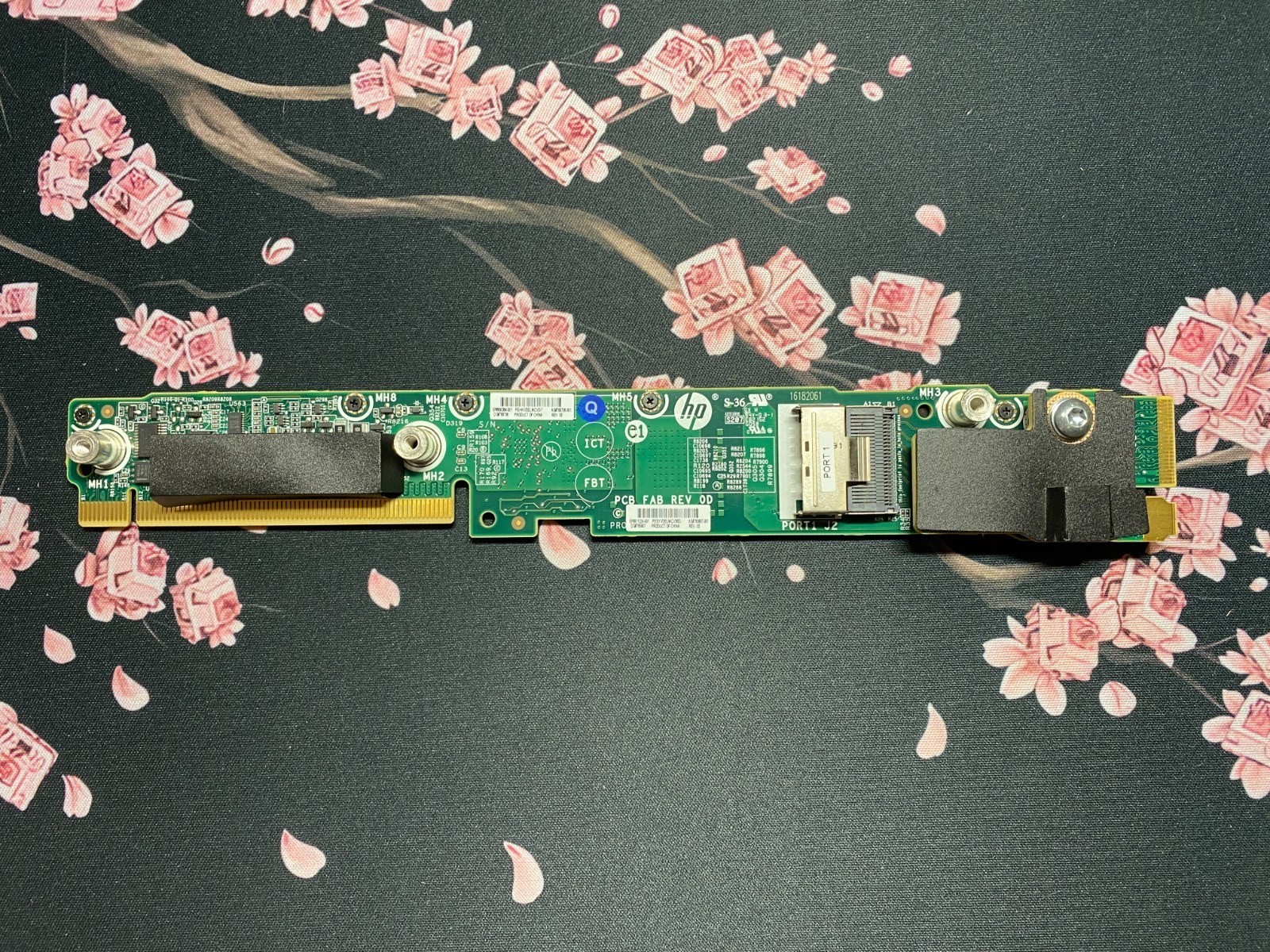 HP 811224-001 Apollo 2000 XL170R 1U bayonet Board 795807-001