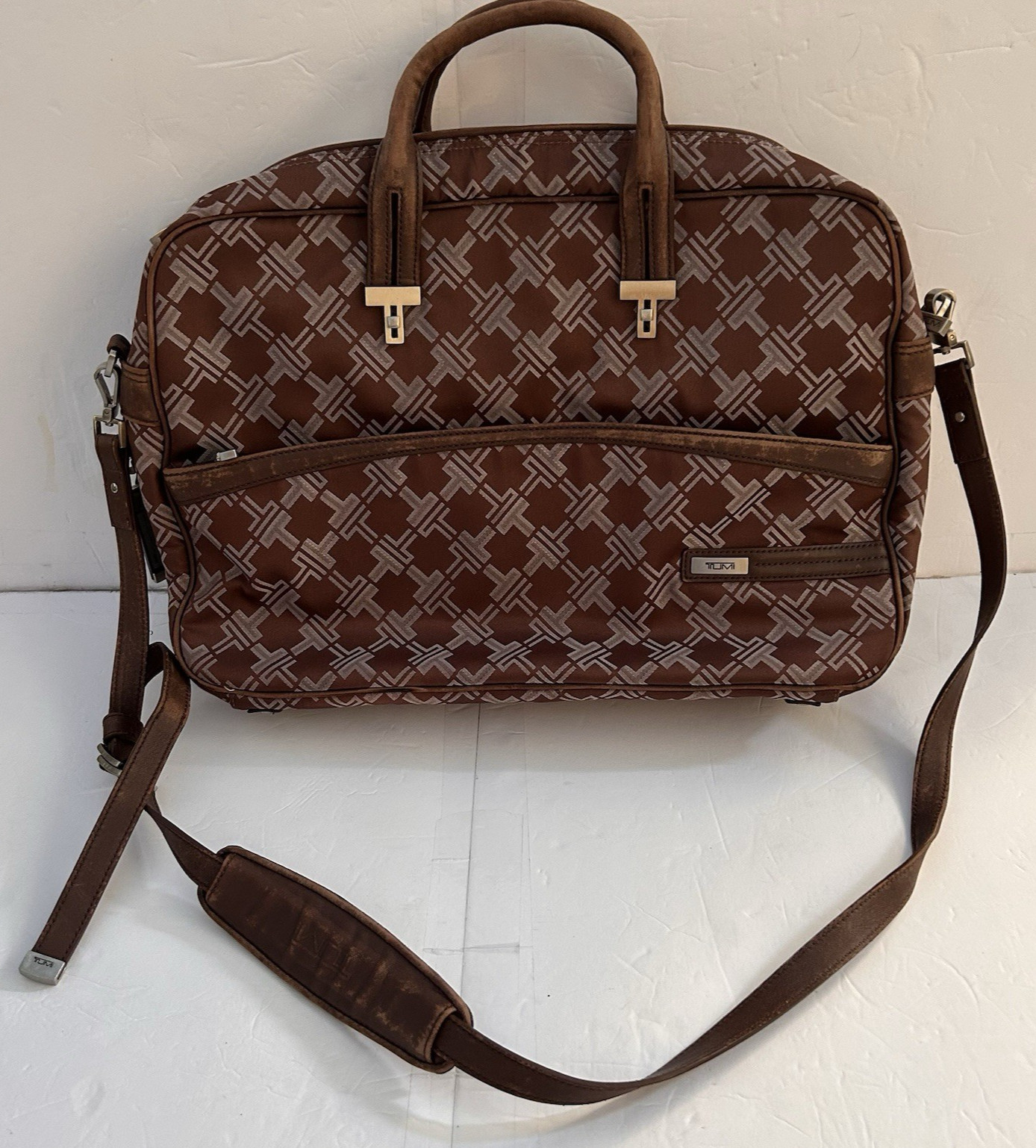 Tumi Brown Signature Logo Slim Messenger Laptop Briefcase Bag Travel Crossbody