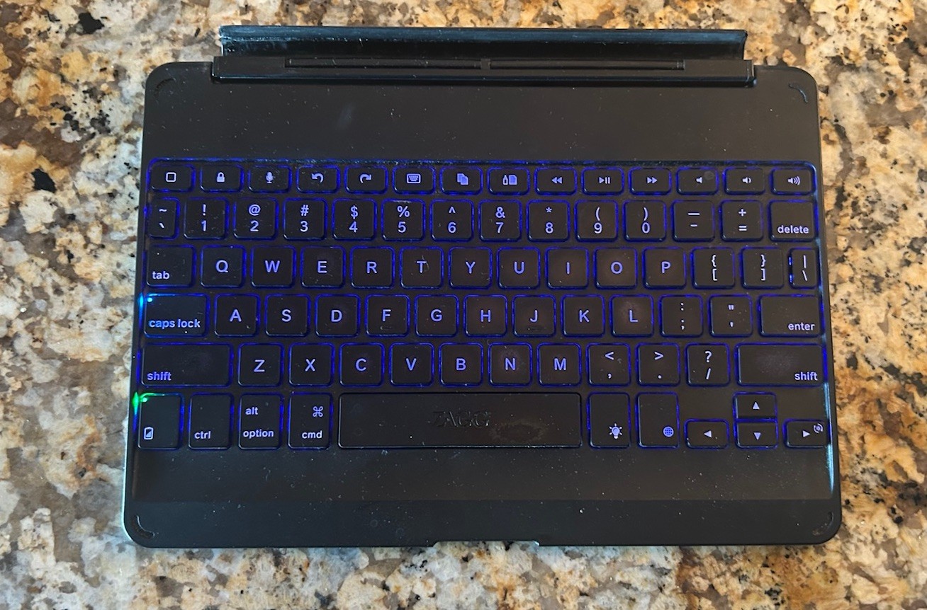 Zagg Wireless Keyboard For iPad/iPad Air Bluetooth Backlit Keys Tested