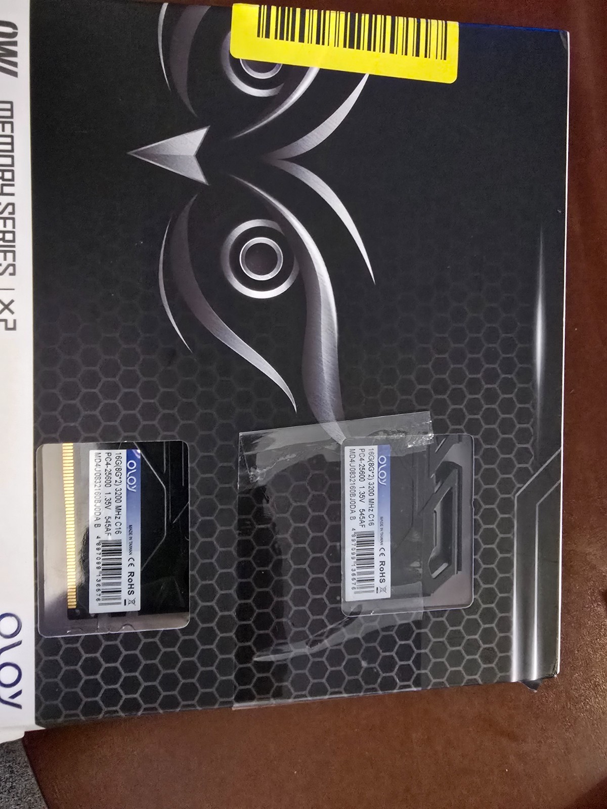 OLOy DDR4 RAM 16GB (2x8GB) Black Owl 3200 MHz CL16 1.35V 288-Pin Gaming UDIMM