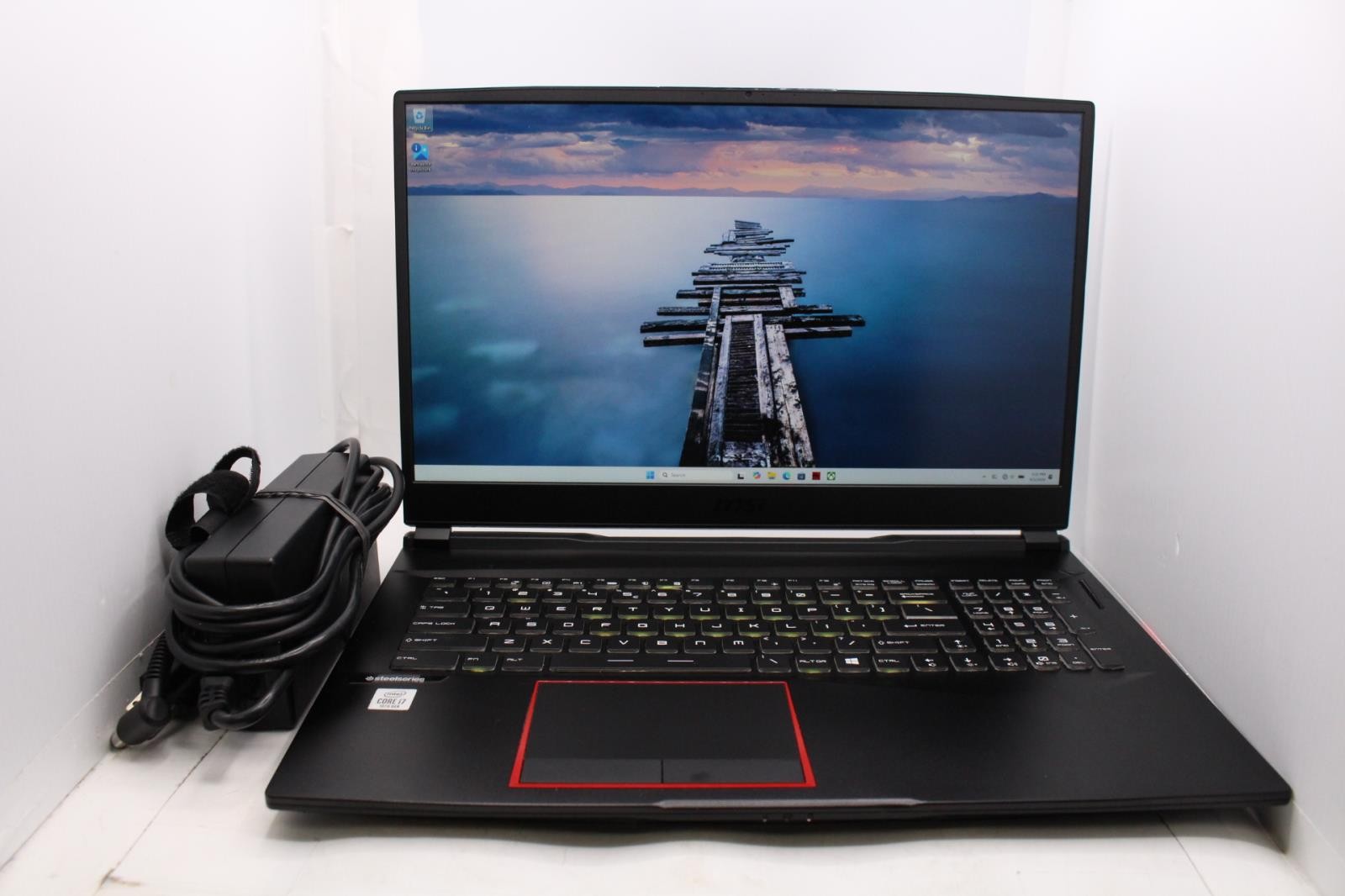 MSI GE75 Raider 10SF 17.3" i7-10750H 16GB 1.5TB RTX 2070 Gaming Laptop