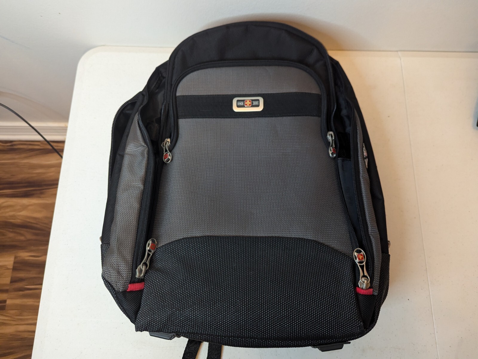 SWISSGEAR Hybrid Travel Laptop Backpack - Clothing and Laptop Compartments