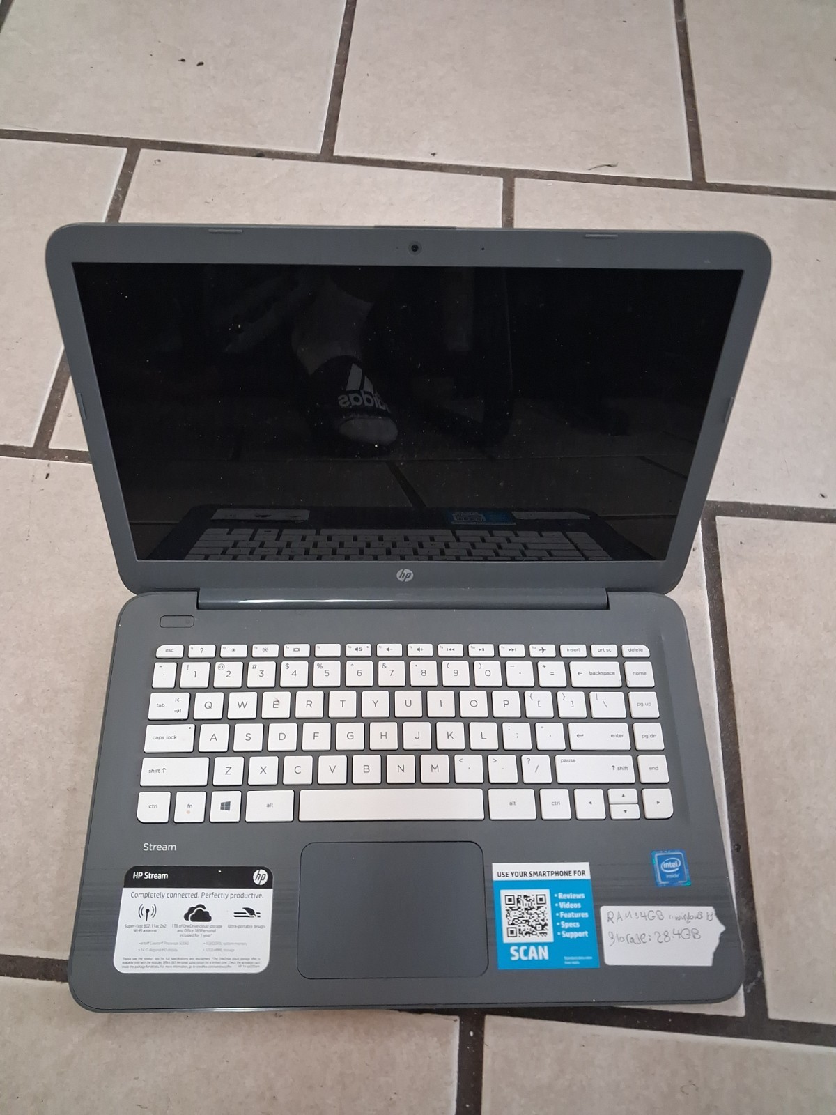 HP Stream 14-AX030WM 14" Celeron N3060 1.6GHz 4GB RAM 32GB SSD