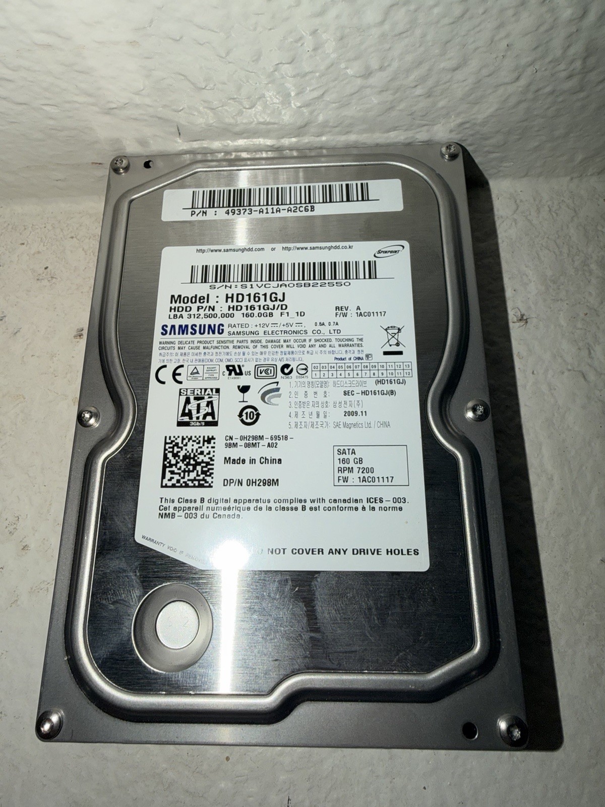 Samsung SpinPoint F1 160GB 3.5" SATA HDD 3 Gbps 7200 RPM 8MB Cache HD161GJ