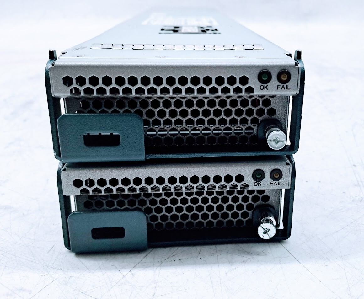 Lot of 2 Artesyn Power supply AA26870L-A