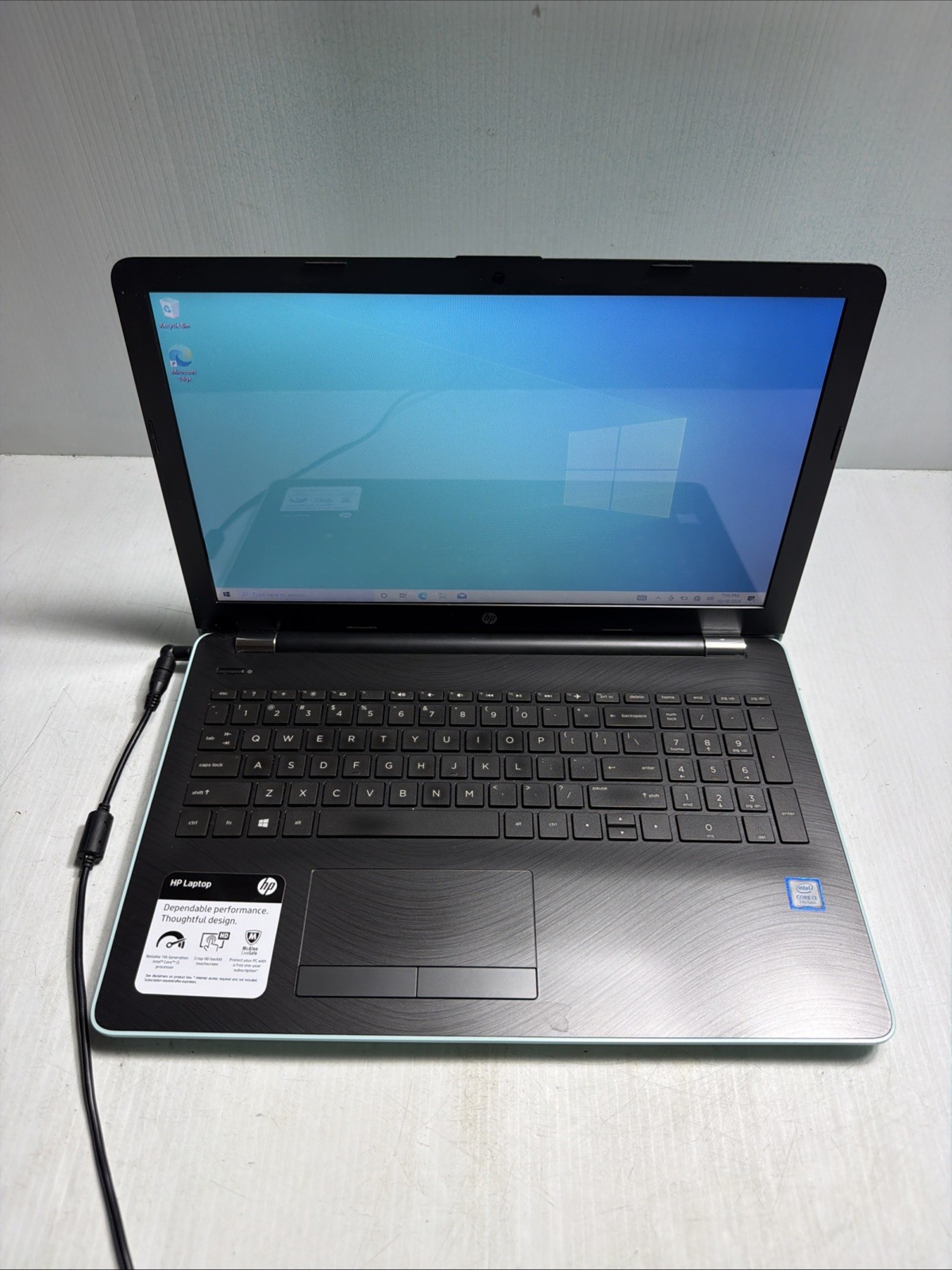 Hp Laptop 15-BS0XX i3-7100u 12gb Ram 1TB HDD Windows 10 Home