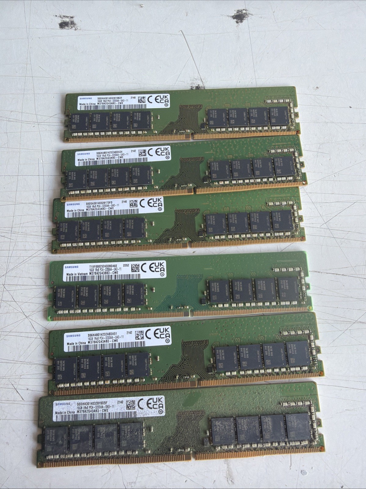 (Lot Of 6) 16gb PC4 RAM For Desktops 