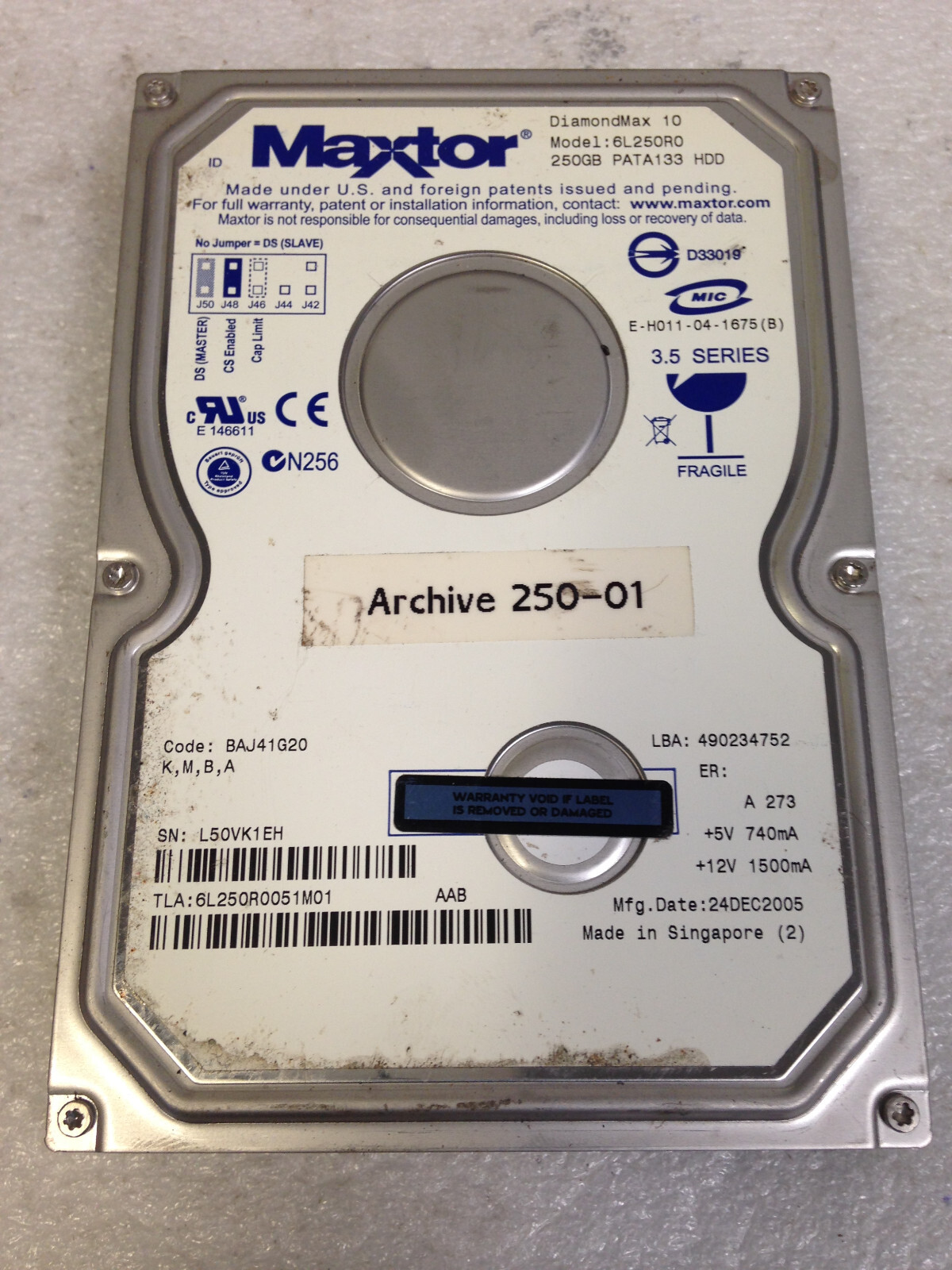 MAXTOR DiamondMax 10 (6L250R0) LBA: 490234752,  250GB IDE 3.5'' Hard Drive