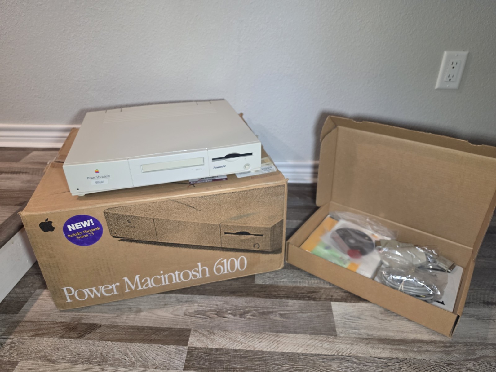 TESTED Vintage Apple Power Macintosh 6100/66 BlueSCSI + Original Box & Packaging