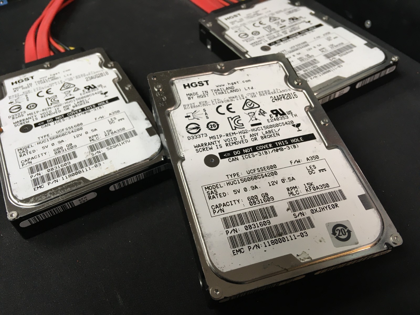 *LOT OF 20* HGST EMC 600GB 15K 12G 2.5" HU415606 EMC600 *4160 FORMAT*