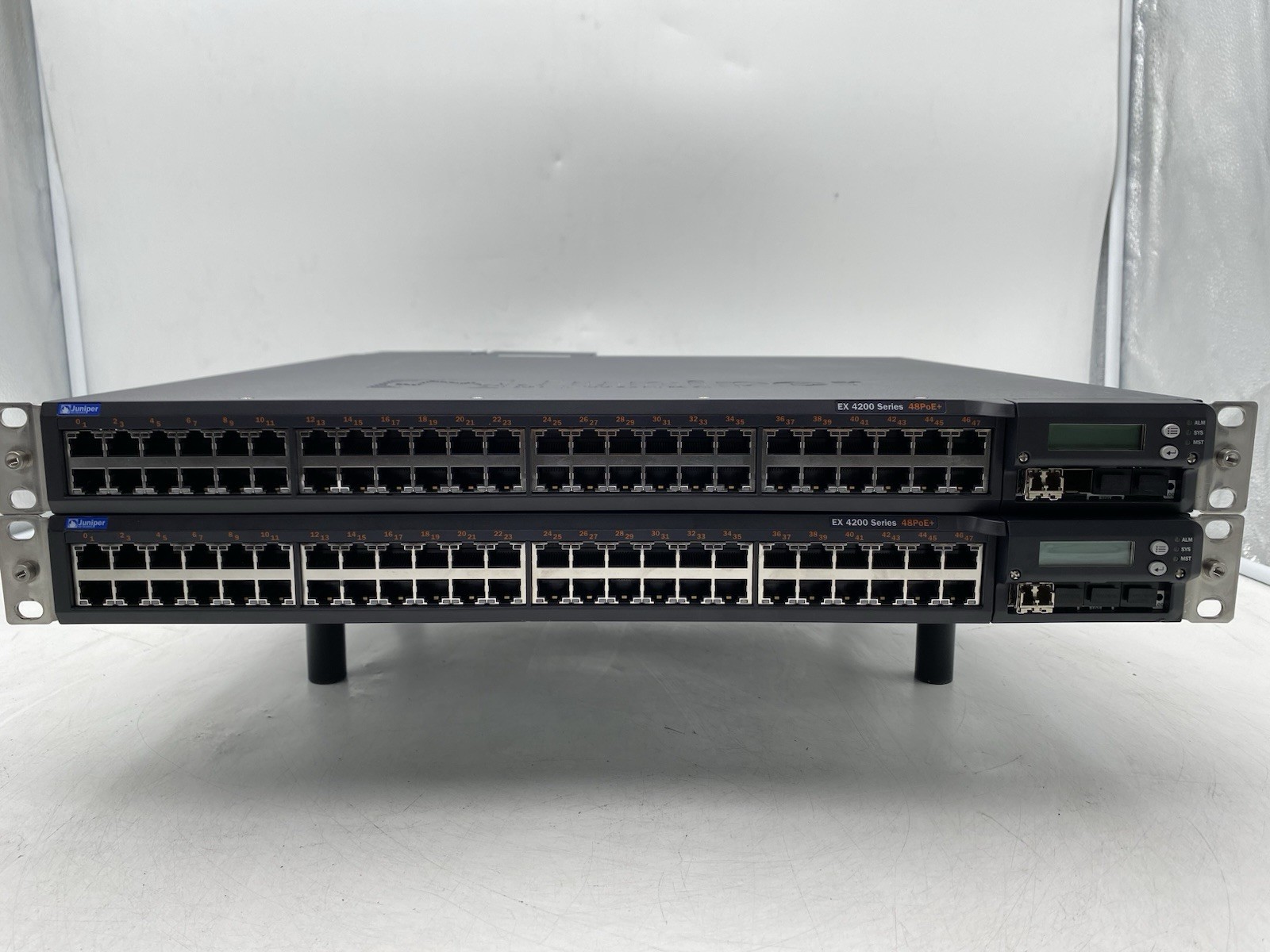 Lot of 2 Juniper EX4200-48PX Network Switch w/ 2x PSUs & 2x 4Port SFP+ Module