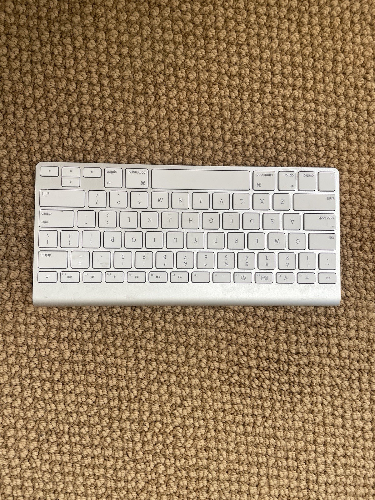 Original Apple Magic Keyboard Bluetooth Wireless Model A1314