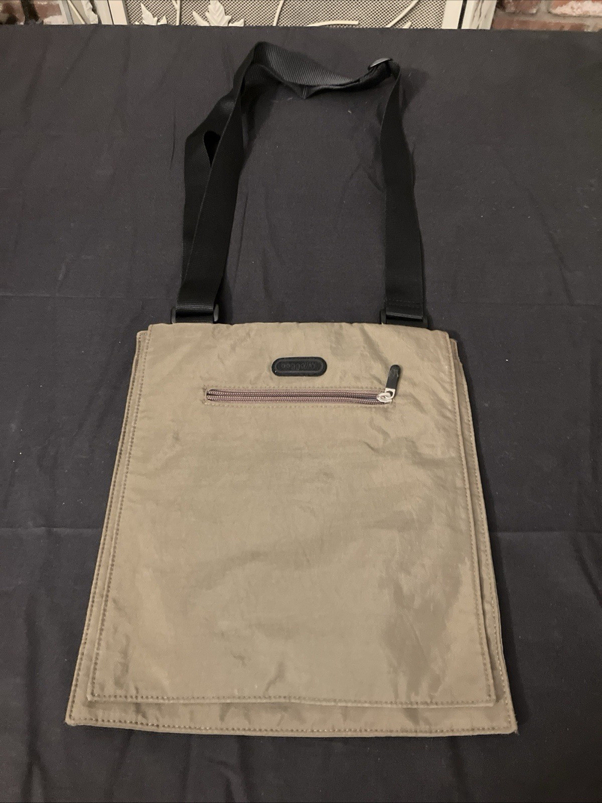 baggallini Womens Accessories Messenger  Bag Brown And Blue Interior Fold Over
