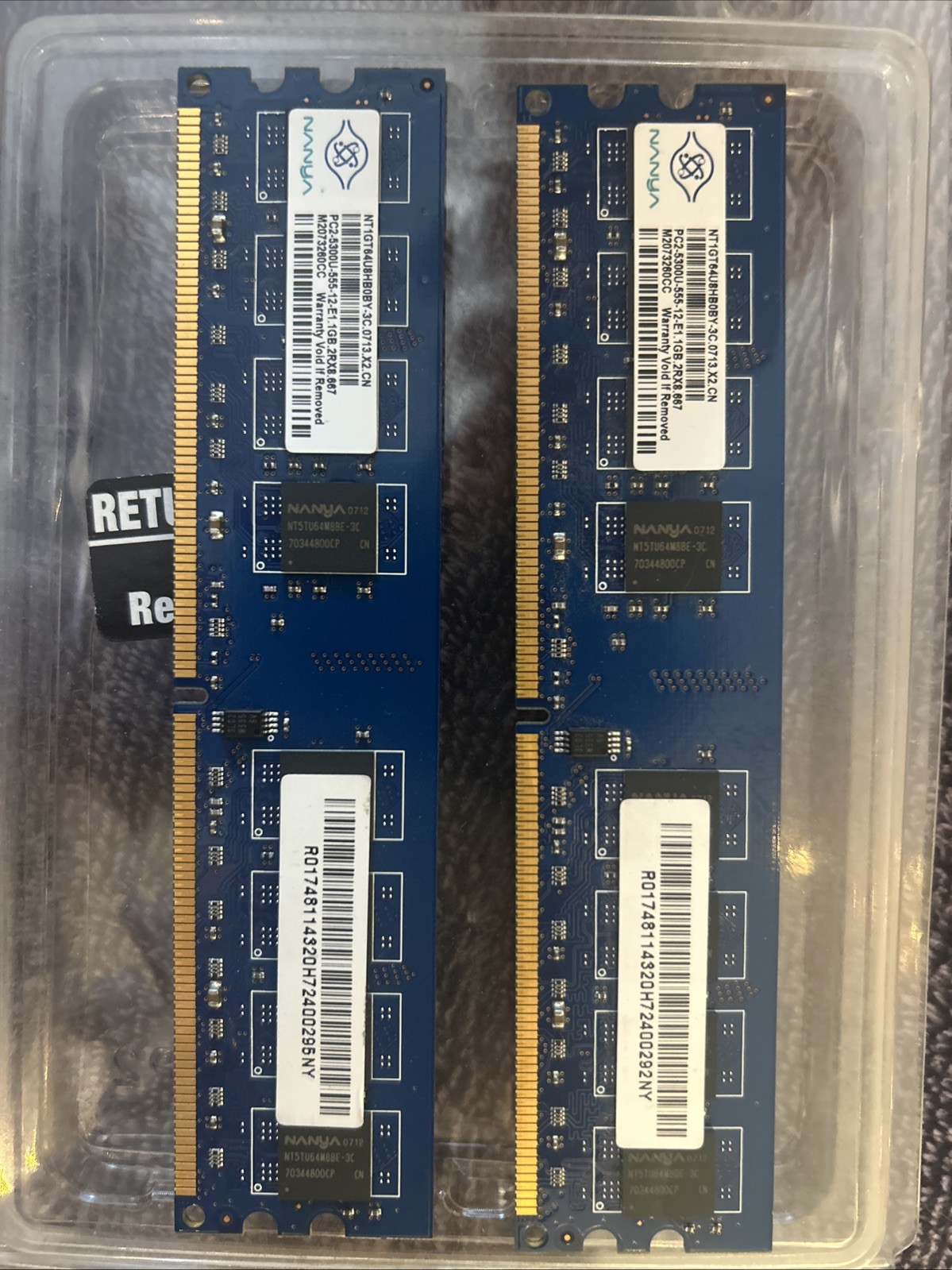 2 x Nanya NT1GT64U8HB0BY-3C 1GB PC2-5300U DDR2-667MHz Desktop RAM Memory Module