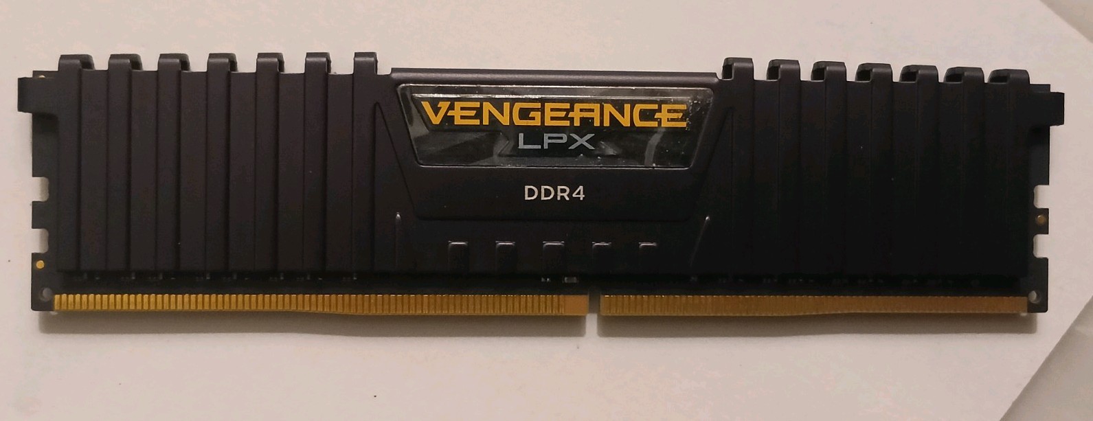 VENGEANCE  16GB  DDR4 SDRAM 