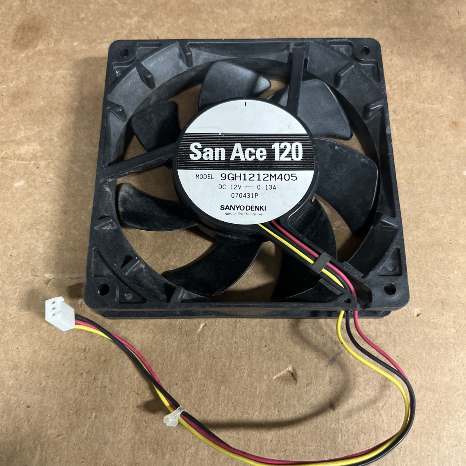 SANYO San Ace 120 9GH1212M405 fan 12V 0.13A 12cm 120*120*25mm 3Pin Power 070431P