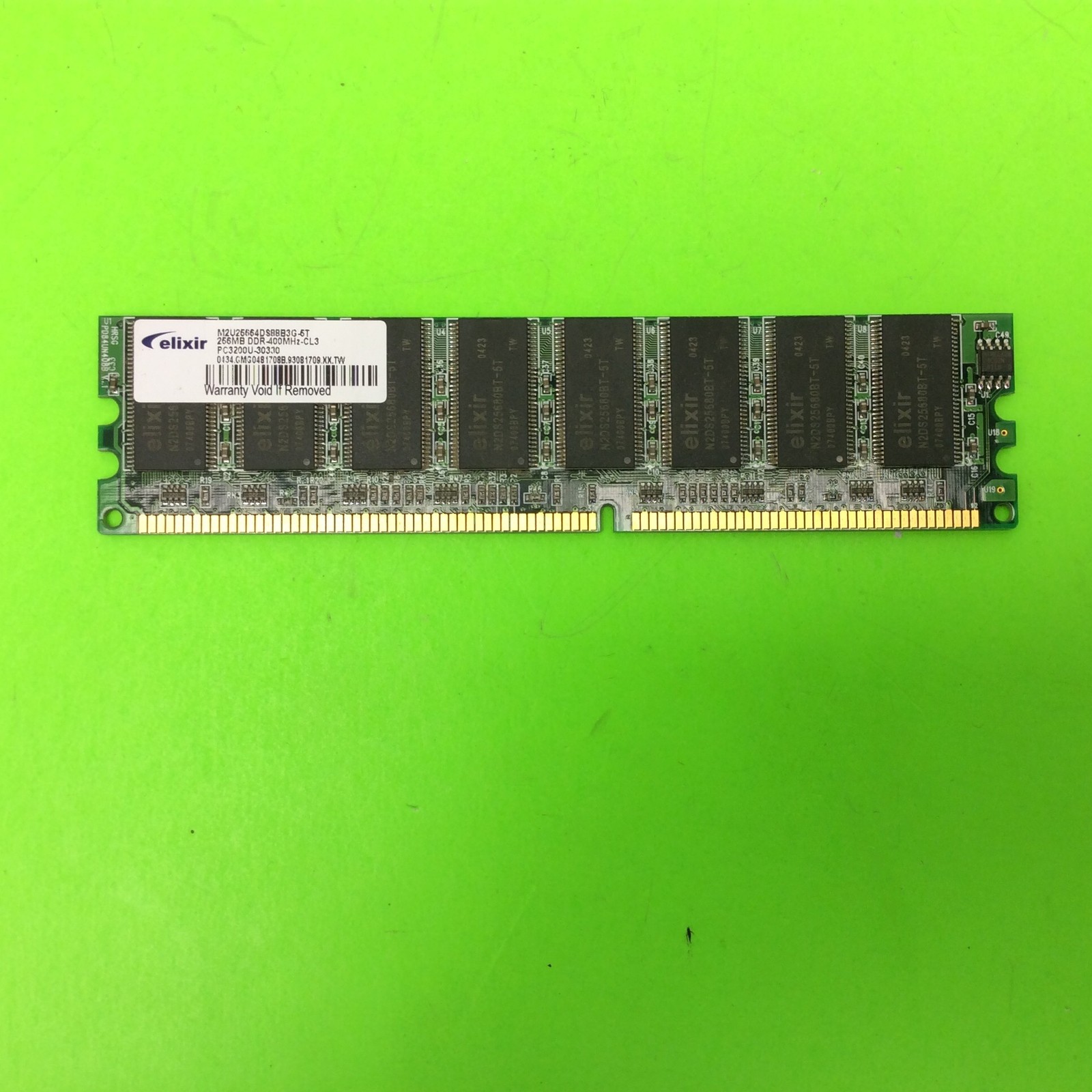 Elixir M2U25664DS88B3G-5T 256MB DDR-400 (PC-3200) PC-3200U Random Access Memory