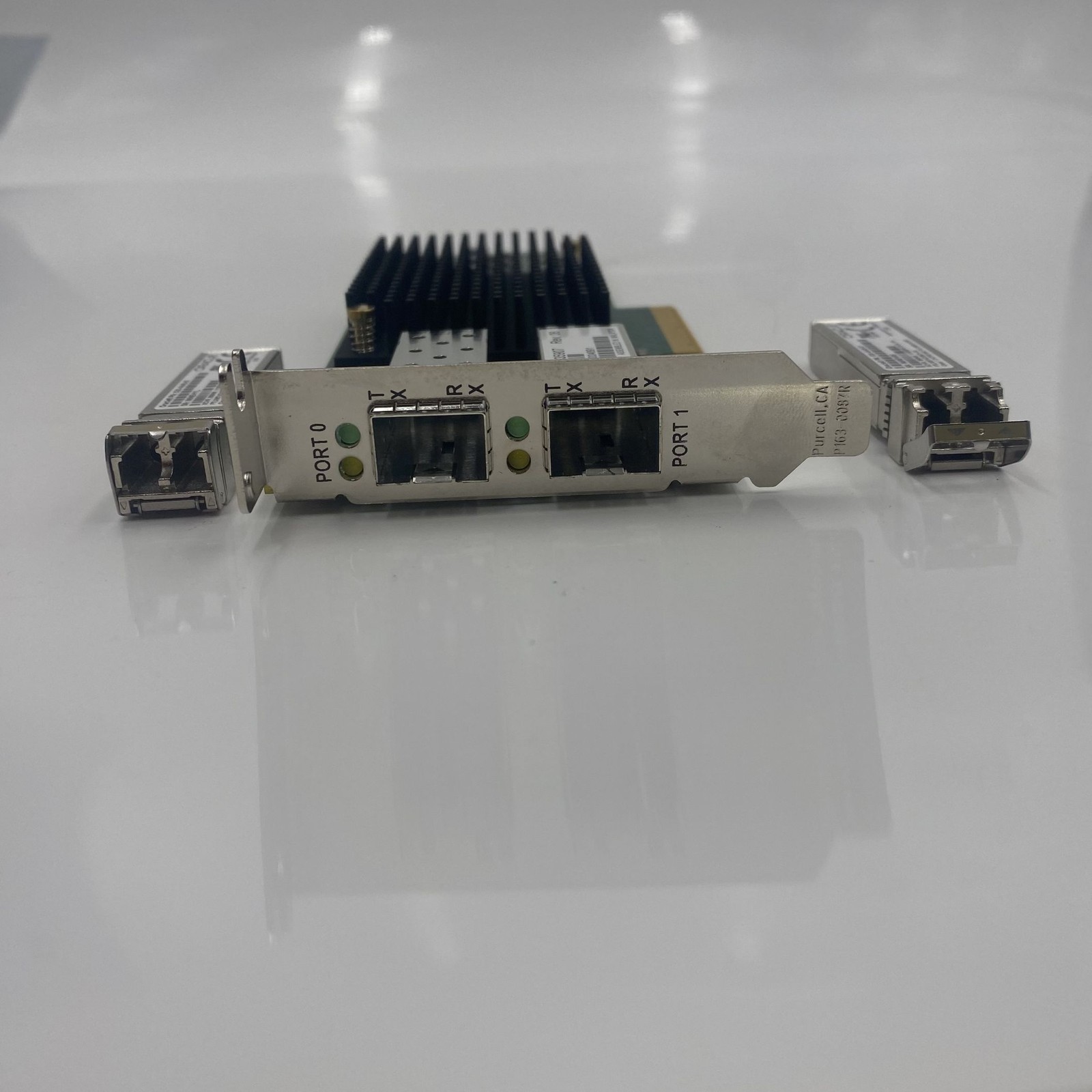 Oracle Dual-Port 32 Gb Fibre Channel Host Adapter w/2 SFP's(530-4449-01) 7335907