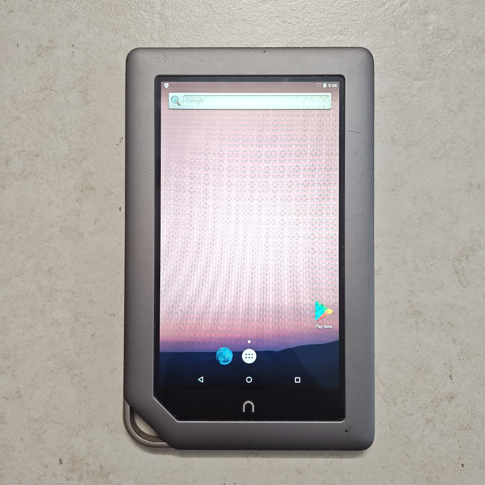 Barnes & Noble Nook Tablet BNTV250 (Wi-Fi) - 16GB Gray - RUNS ANDROID #4191
